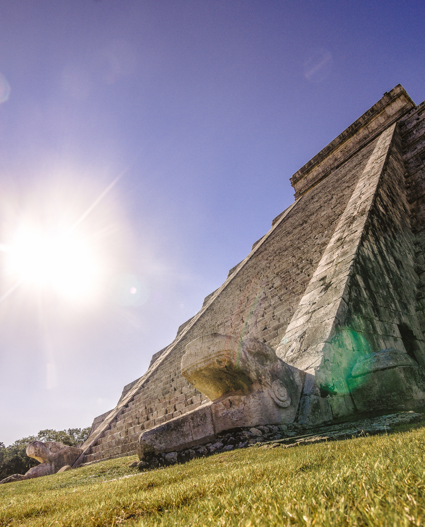 Pirámide el Castillo en Chichén Itzá, Yucatán.